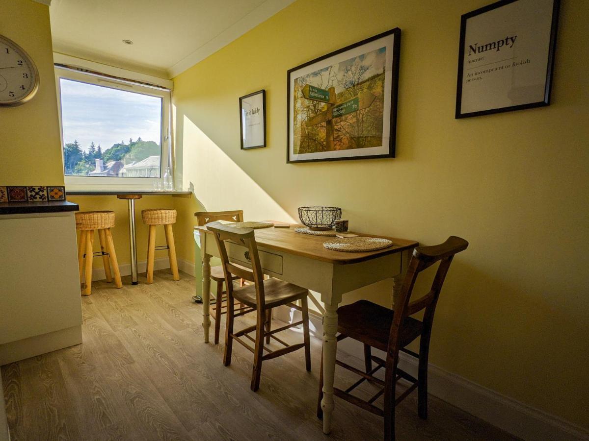 Beautiful Spacious Central Flat, Pitlochry Luaran gambar