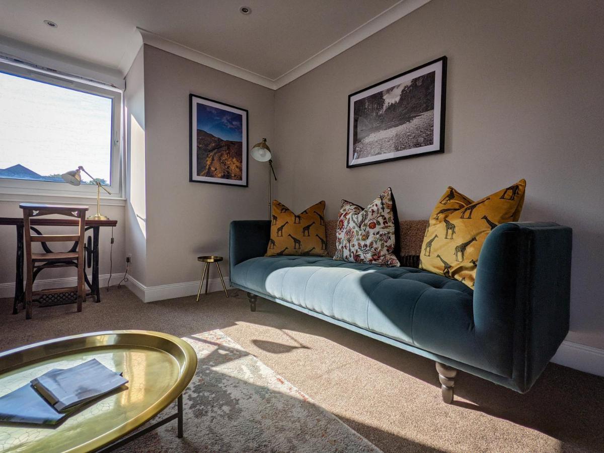 Beautiful Spacious Central Flat, Pitlochry Luaran gambar